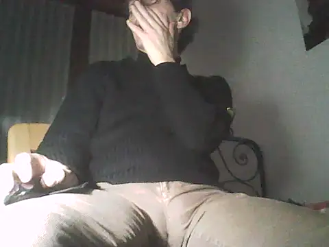 moro_ra - Moro_ra's free webcam - UK Sex Cams