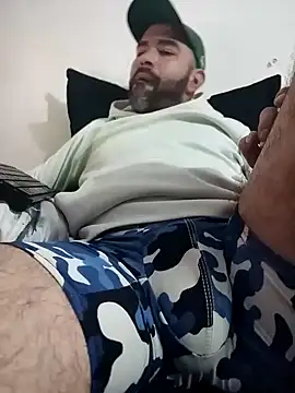 hairyandbigmann webcam