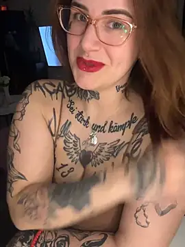 Webcam Model (NyxTattoo)  is live.Free join now!