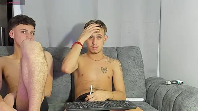 Two_sexboys webcam