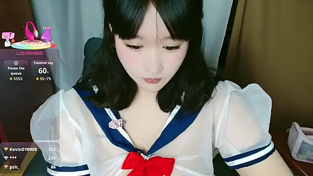 美女sallybing在线直播