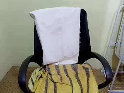 lovelyxmorena webcam