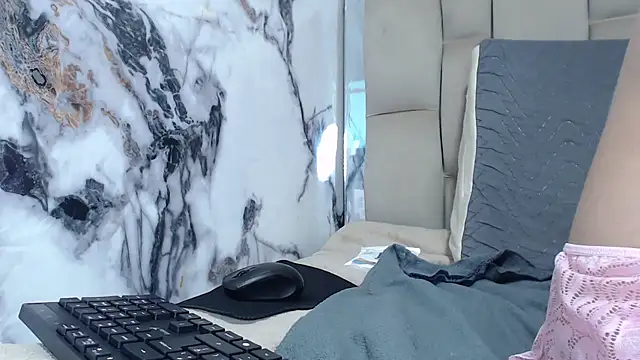 maraa_x - Maraa_X's free webcam - UK Sex Cams