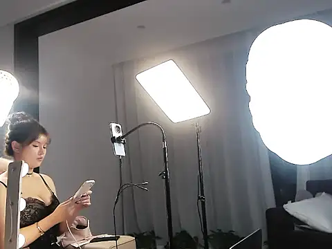 美女zizi-2026在线直播