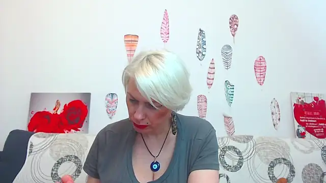 Playful_Goldie_WOW__ webcam