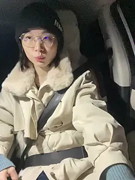 美女Y2Luvk在线直播