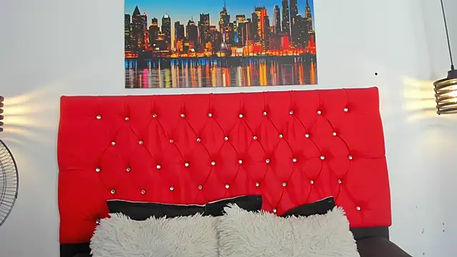 carolinacrus01 - Carolinacrus01's free webcam - UK Sex Cams