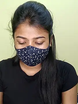 Webcam Model (trinasa)  is live.Free join now!