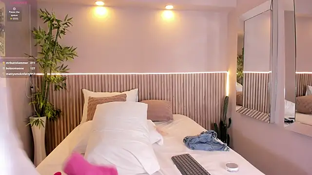 luciemillerr - LucieMillerr's free webcam - UK Sex Cams