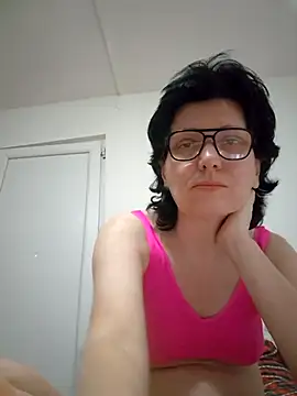 vera_elle - Vera_Elle's free webcam - UK Sex Cams