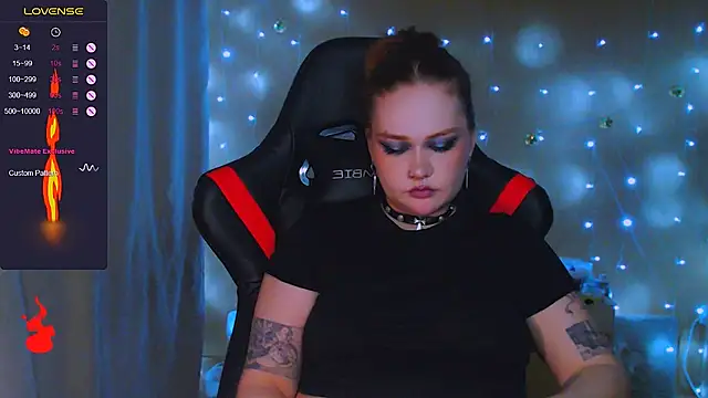 lala_loulou_land webcam