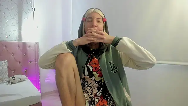 loverisu-coral webcam