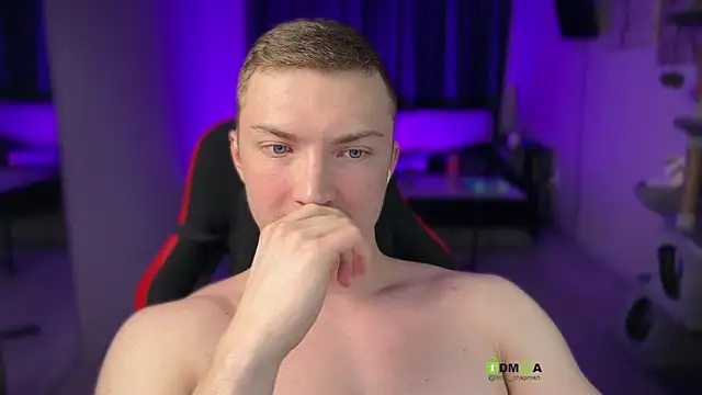 iron__chap live sex cam