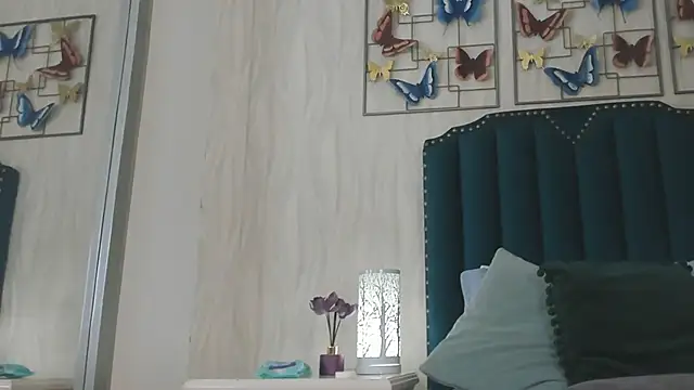 kendall_queen__ webcam