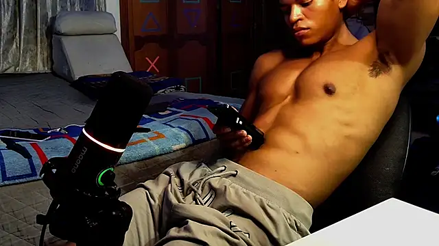 jhon_wich - Jhon_wich's free webcam - UK Sex Cams