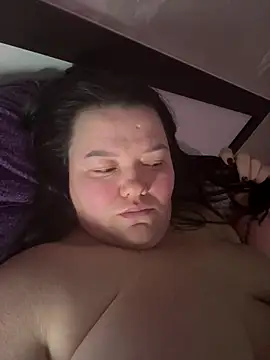 SunnyLeila2101 webcam