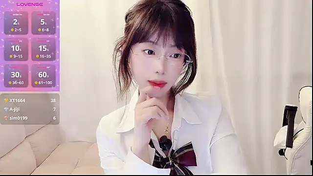 美女yuanbao_a在线直播