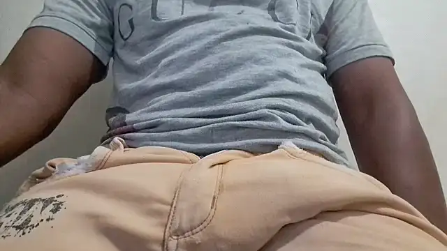 royblackbigpvt webcam