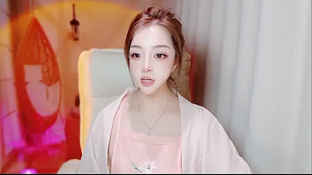 zizi-a (F young) - 昨晚喝多了很想你 酒醒了發現跟喝多沒關係~~