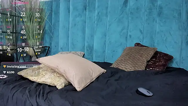 VictoriaaBlair webcam