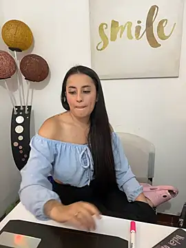 Antonella_Julieta webcam