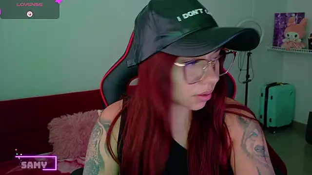 samantha_tattu webcam