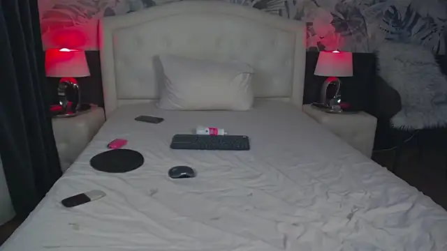 maevemoon - MaeveMoon's free webcam