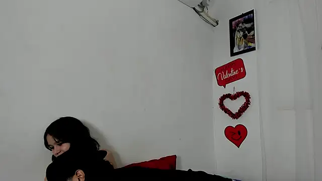 Laura_and_Kevin webcam