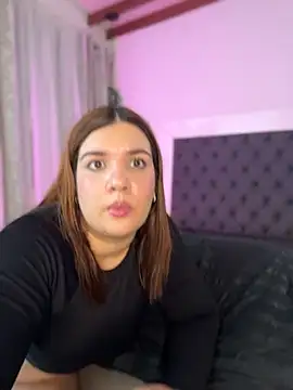 soyamelia_99 (F young) - CREAMY CUM OVER YOU // ANAL PLUG