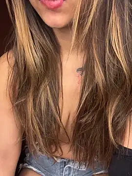 cuttmmssii (F young) - ASS show 2 spank