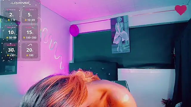 Kendall_hornyy webcam