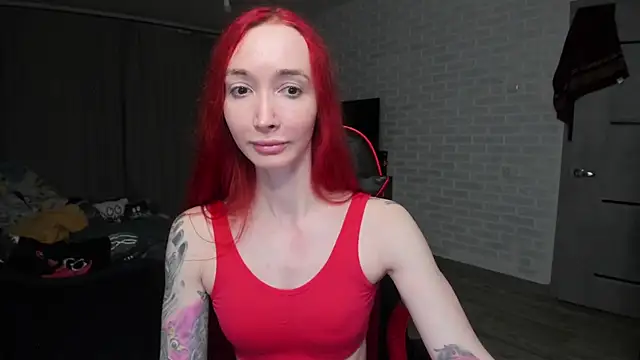 Roxy_Silver webcam