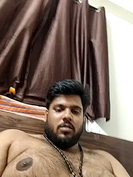 Cute_Big_Hairy_Bear webcam