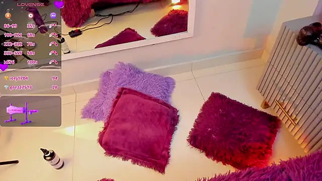 Mia_Valentine_ webcam