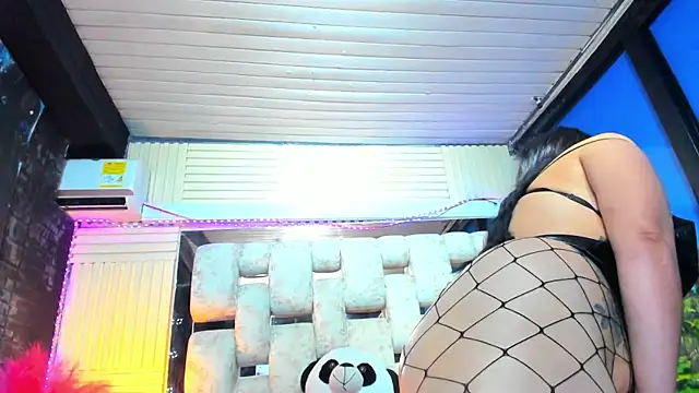 Scarlet_Reyes webcam