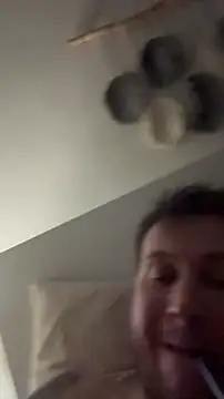 LubasOriginMen webcam