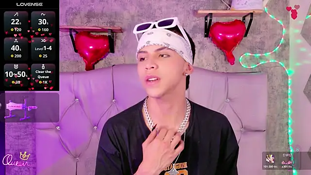 prince_apolo - Prince_Apolo's free webcam - UK Sex Cams