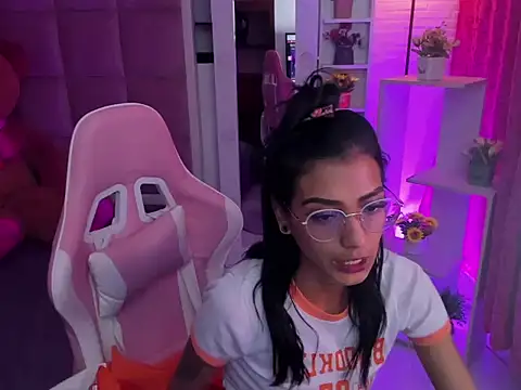 KarlaSlutSkinny__ webcam