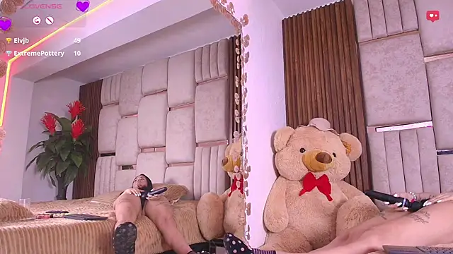 zoe_dim - Zoe_dim's free webcam - UK Sex Cams