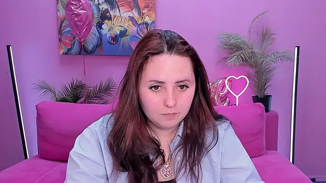 Hennessy_bunny webcam