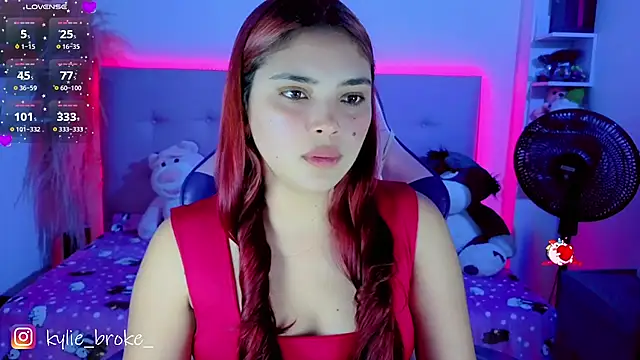 Kylie_brokee webcam