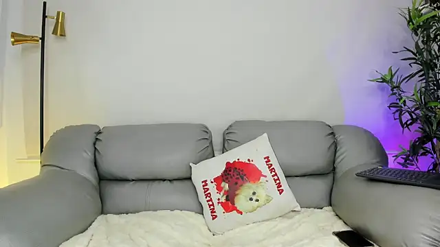 bellacarolainnn webcam