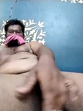 naughtykarthiktamilboy975 webcam