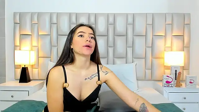 paola_katy_dicks webcam
