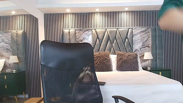 michael_blue - Michael_blue's free webcam - UK Sex Cams