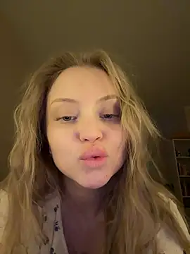 mollyhilton - MollyHilton's free webcam - UK Sex Cams