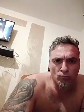 wifesfuckerpu webcam