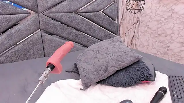 SASHA_BROWNIE__ webcam