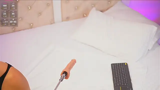 caroline_adams_ webcam