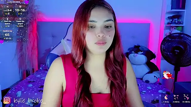 Kylie_brokee webcam